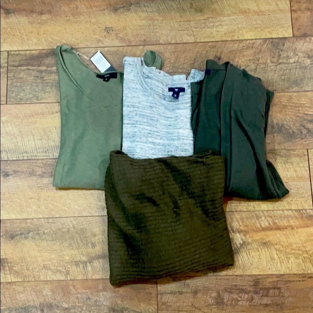 Misc Women’s Mossimo and Gap Tops - Size Medium